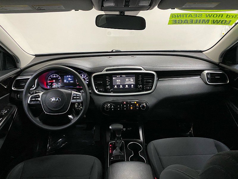 Used 2020 Kia Sorento L image 10