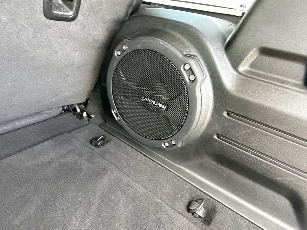 Used 2022 Jeep Wrangler Unlimited Sahara w/ LED Lighting Group AWD/4WD image 31