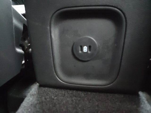 Certified 2025 Ford Escape ST-Line w/ Tech Pack #1 image 18