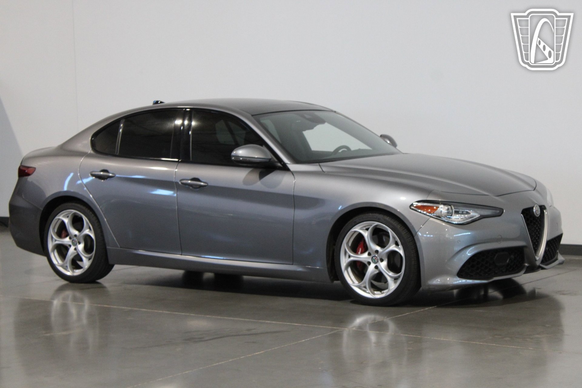 Used 2020 Alfa Romeo Giulia Ti Sport RWD image 16