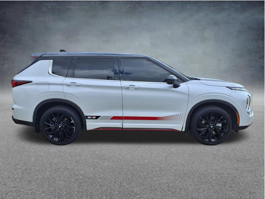 Used 2023 Mitsubishi Outlander Ralliart AWD/4WD image 5