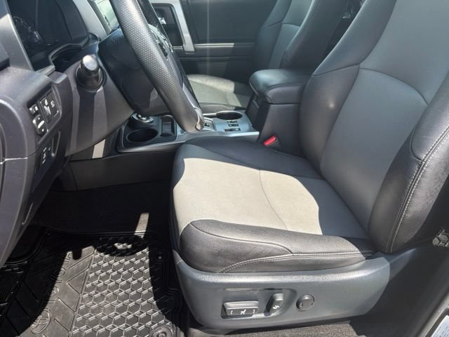 Used 2023 Toyota 4Runner SR5 Premium AWD/4WD image 10