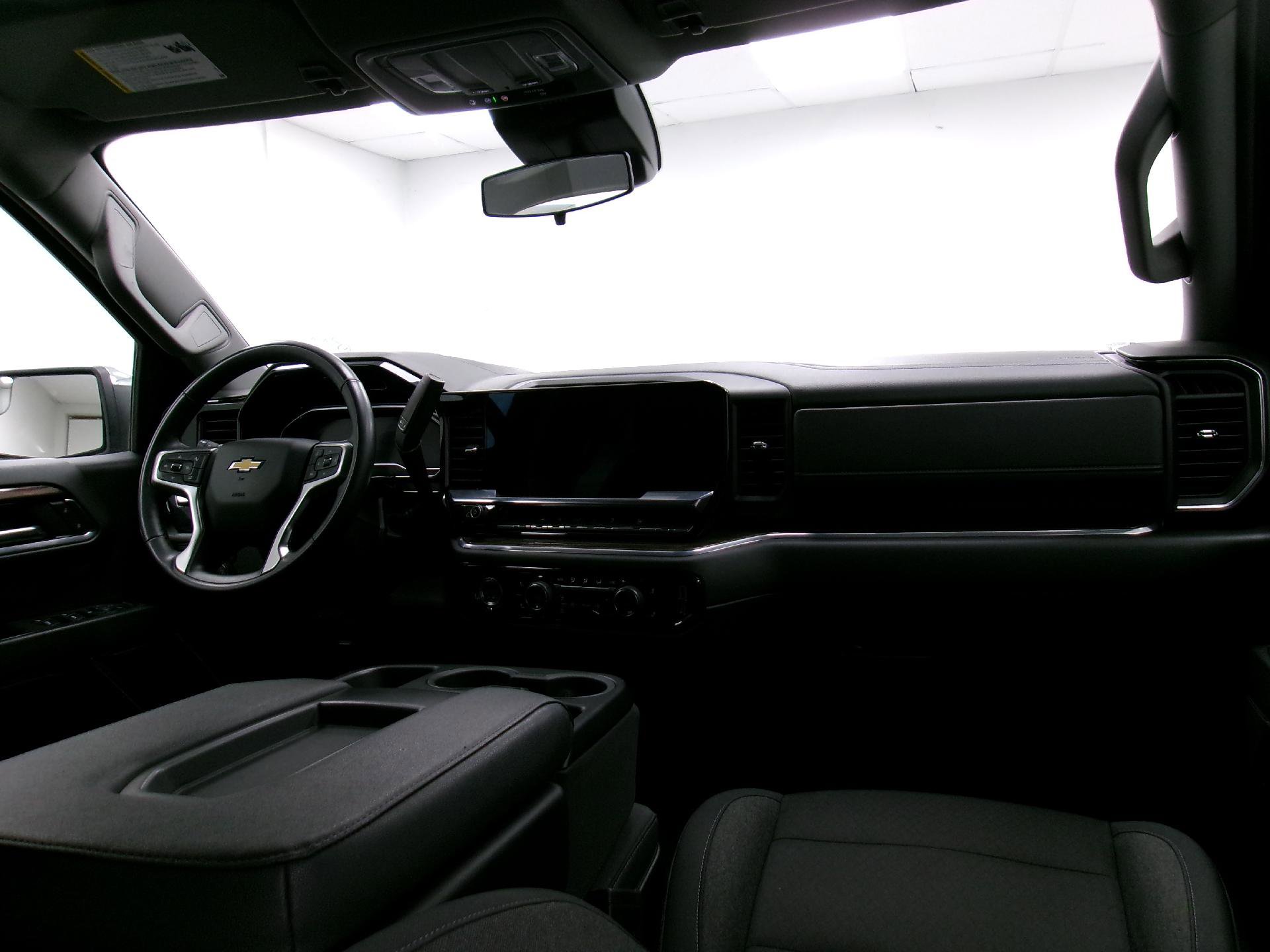 Used 2024 Chevrolet Silverado 1500 LT w/ Work Truck Package image 3