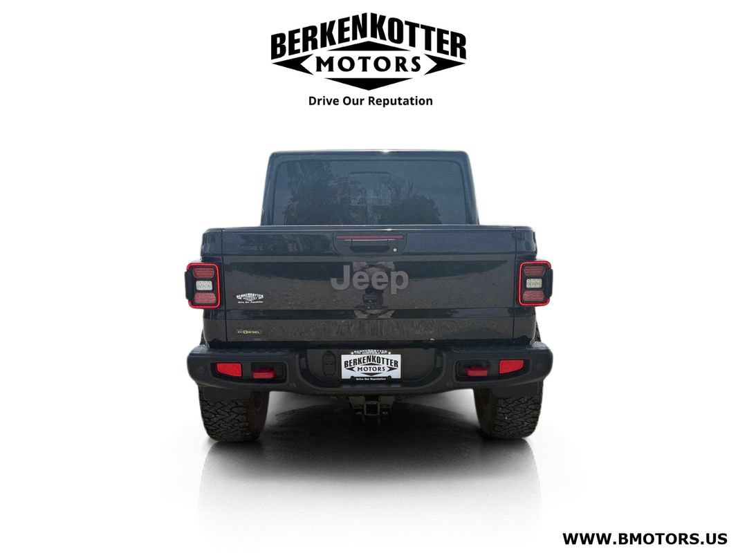 Used 2022 Jeep Gladiator Rubicon w/ LED Lighting Group AWD/4WD image 4