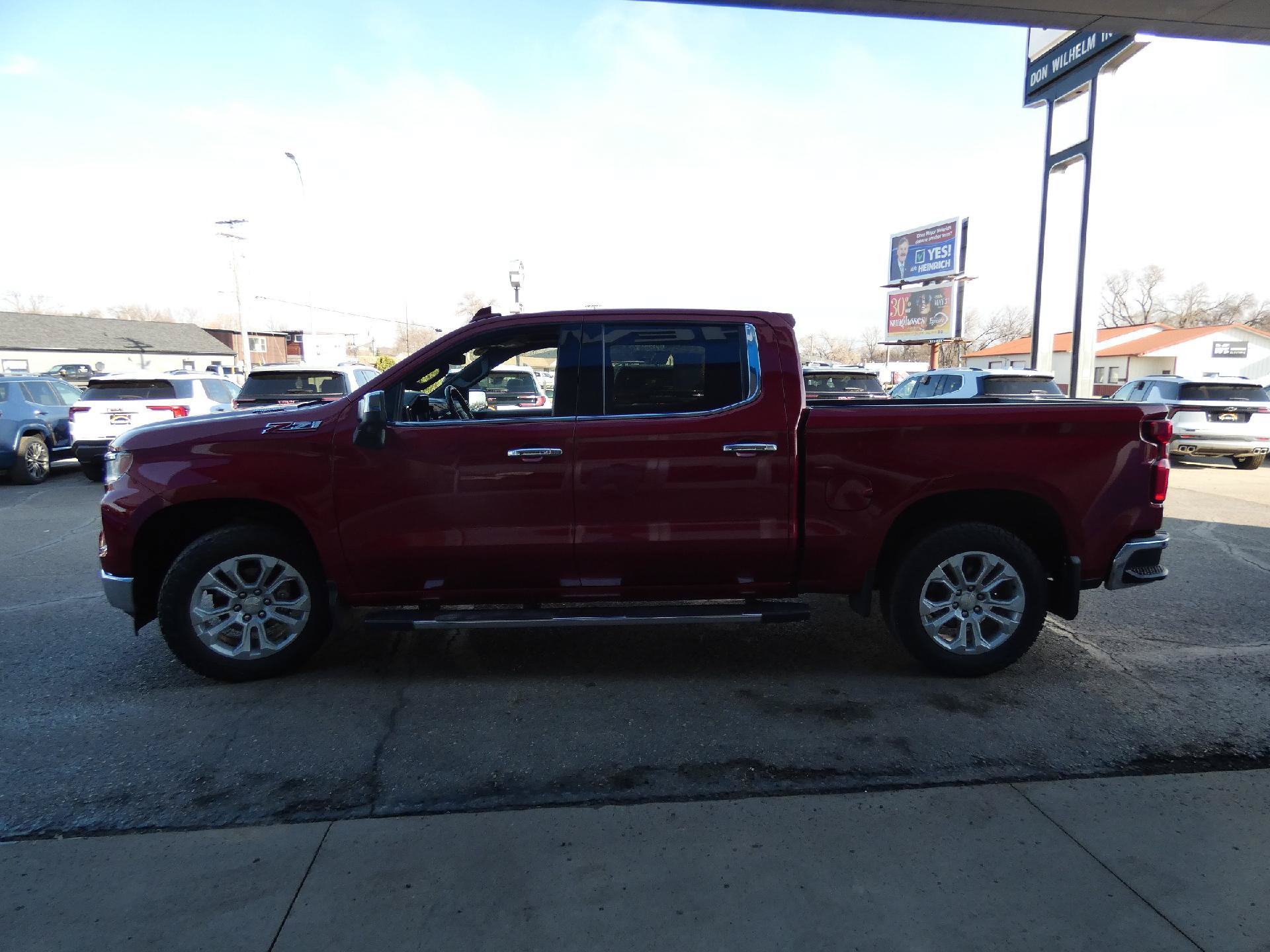 Certified 2023 Chevrolet Silverado 1500 LTZ w/ LTZ Premium Package AWD/4WD image 10