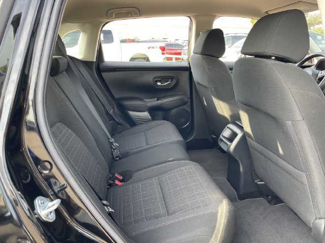 Certified 2025 Honda HR-V LX image 25
