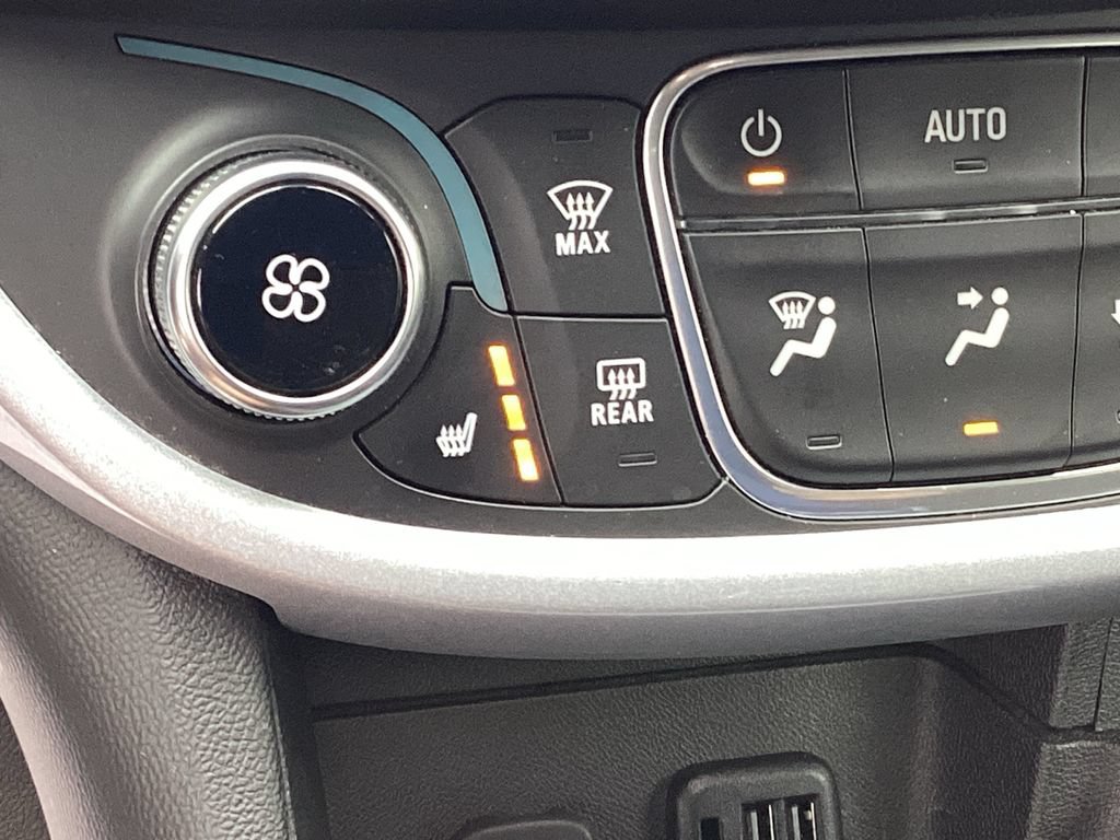 Used 2019 Chevrolet Volt LT w/ Comfort Package FWD image 45