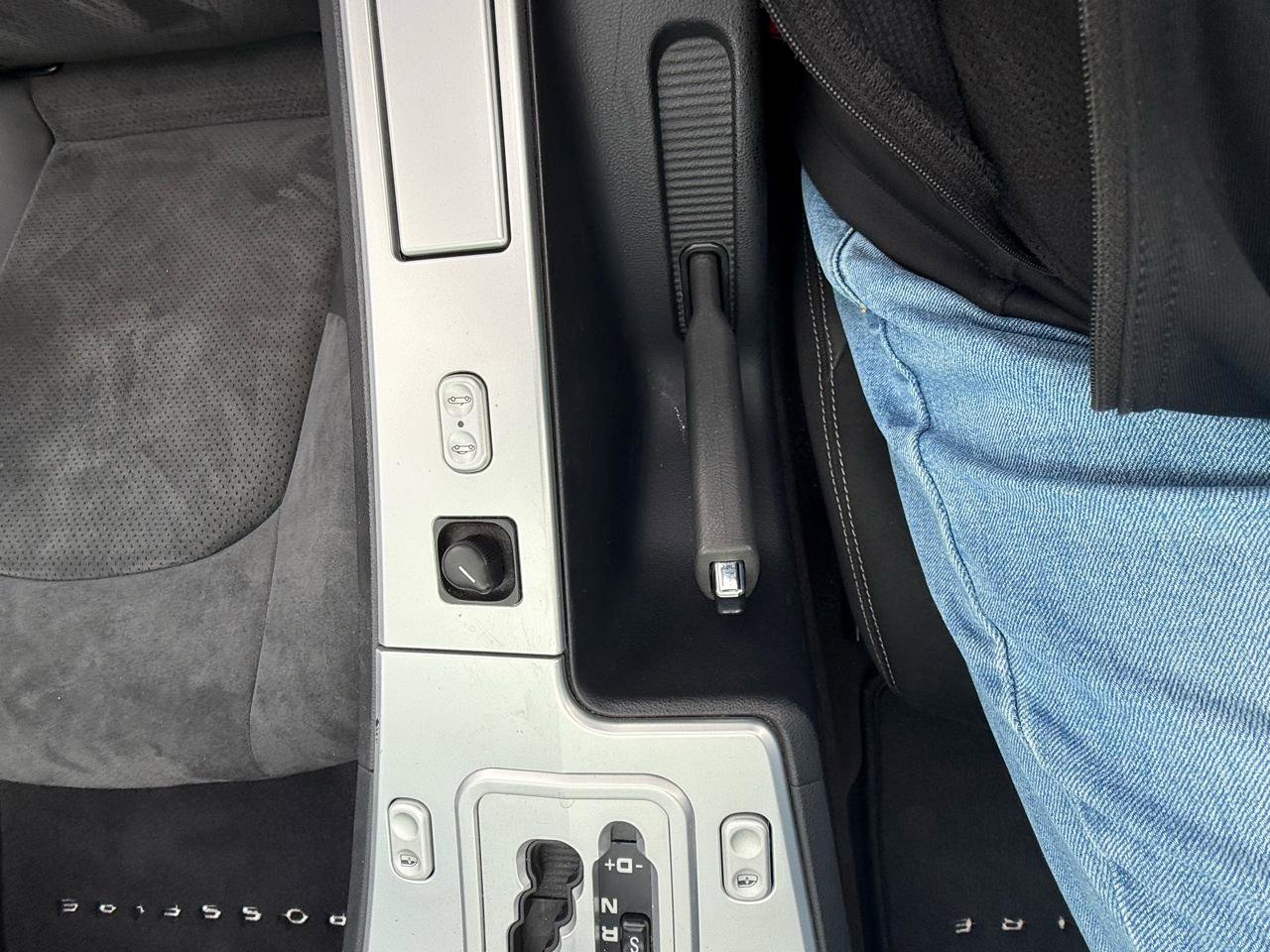 Used 2005 Chrysler Crossfire SRT-6 image 29