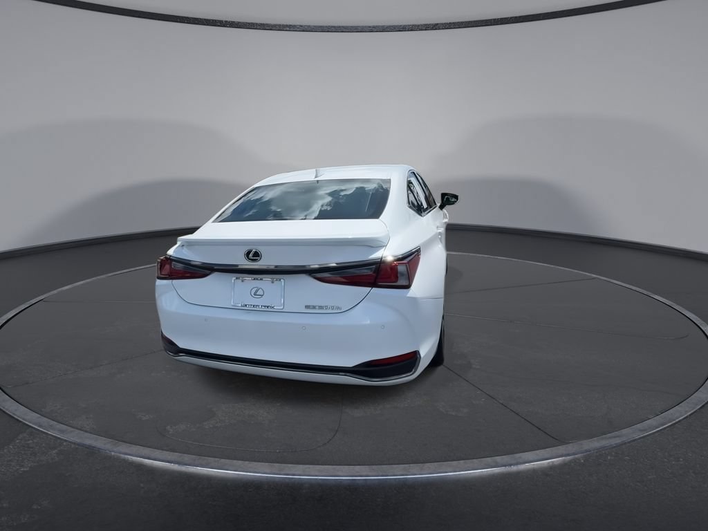 Used 2023 Lexus ES 300h F Sport w/ Accessory Package (Z2) FWD image 8
