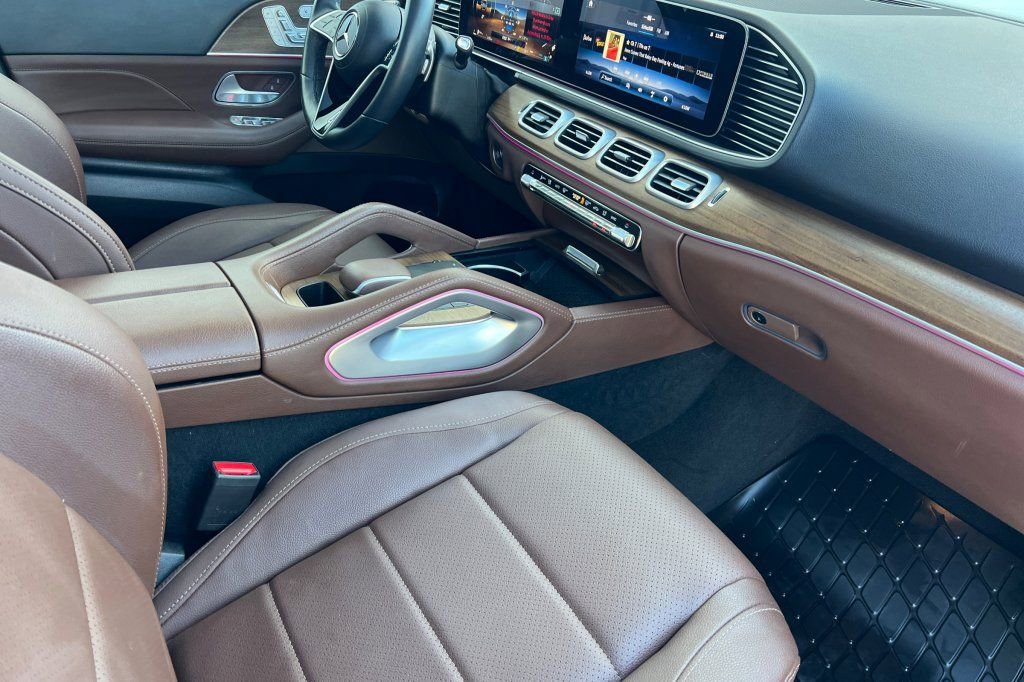 Used 2024 Mercedes-Benz GLE 350 4MATIC image 13