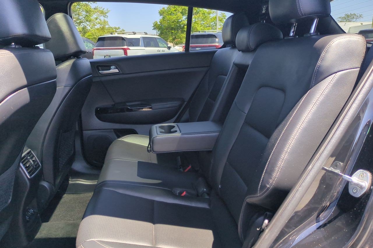 Used 2020 Kia Sportage S w/ S Premium Package AWD/4WD image 22