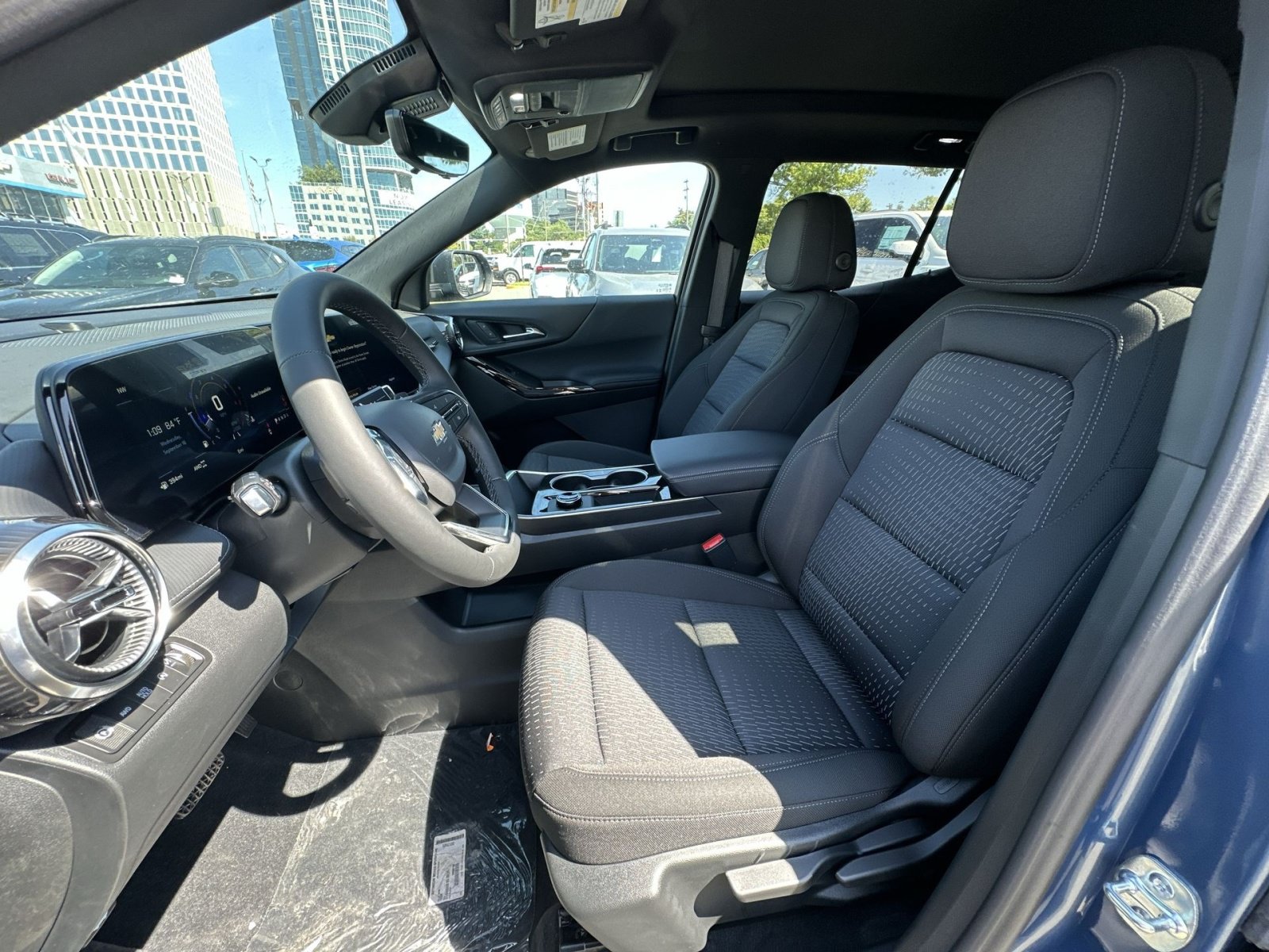 New 2027 Chevrolet Equinox LT w/ Safety and Technology Package AWD/4WD image 13