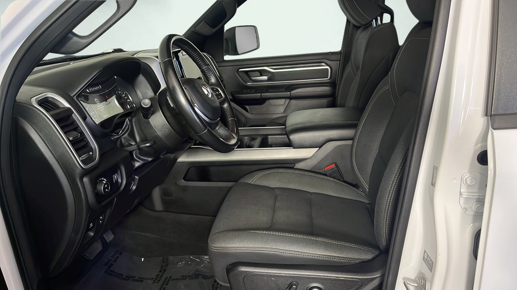 Used 2022 RAM 1500 Big Horn w/ Night Edition AWD/4WD image 10