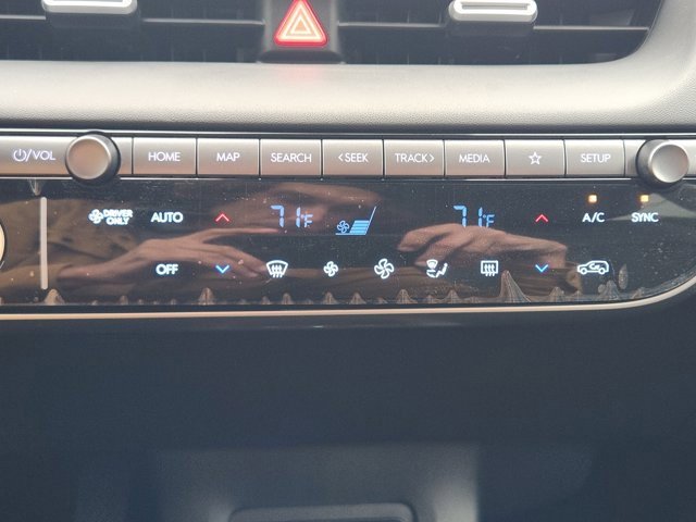 Certified 2025 Hyundai Ioniq 5 Limited image 17