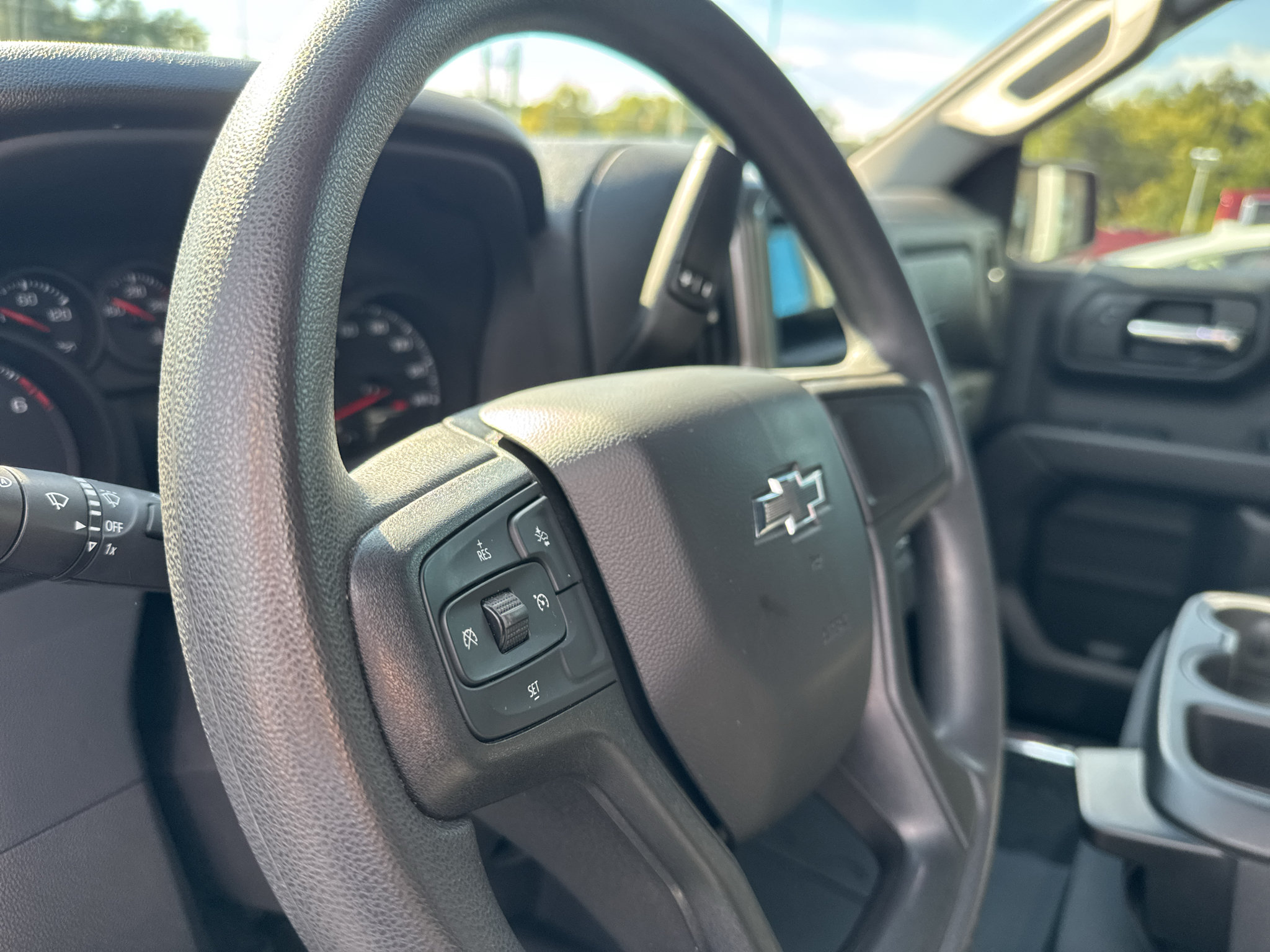 Used 2024 Chevrolet Silverado 1500 Custom Trail Boss AWD/4WD image 16