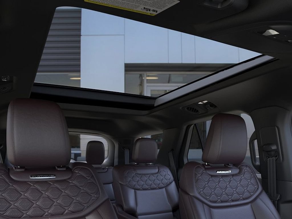 New 2026 Ford Explorer Platinum w/ LUX Leather Package AWD/4WD image 22