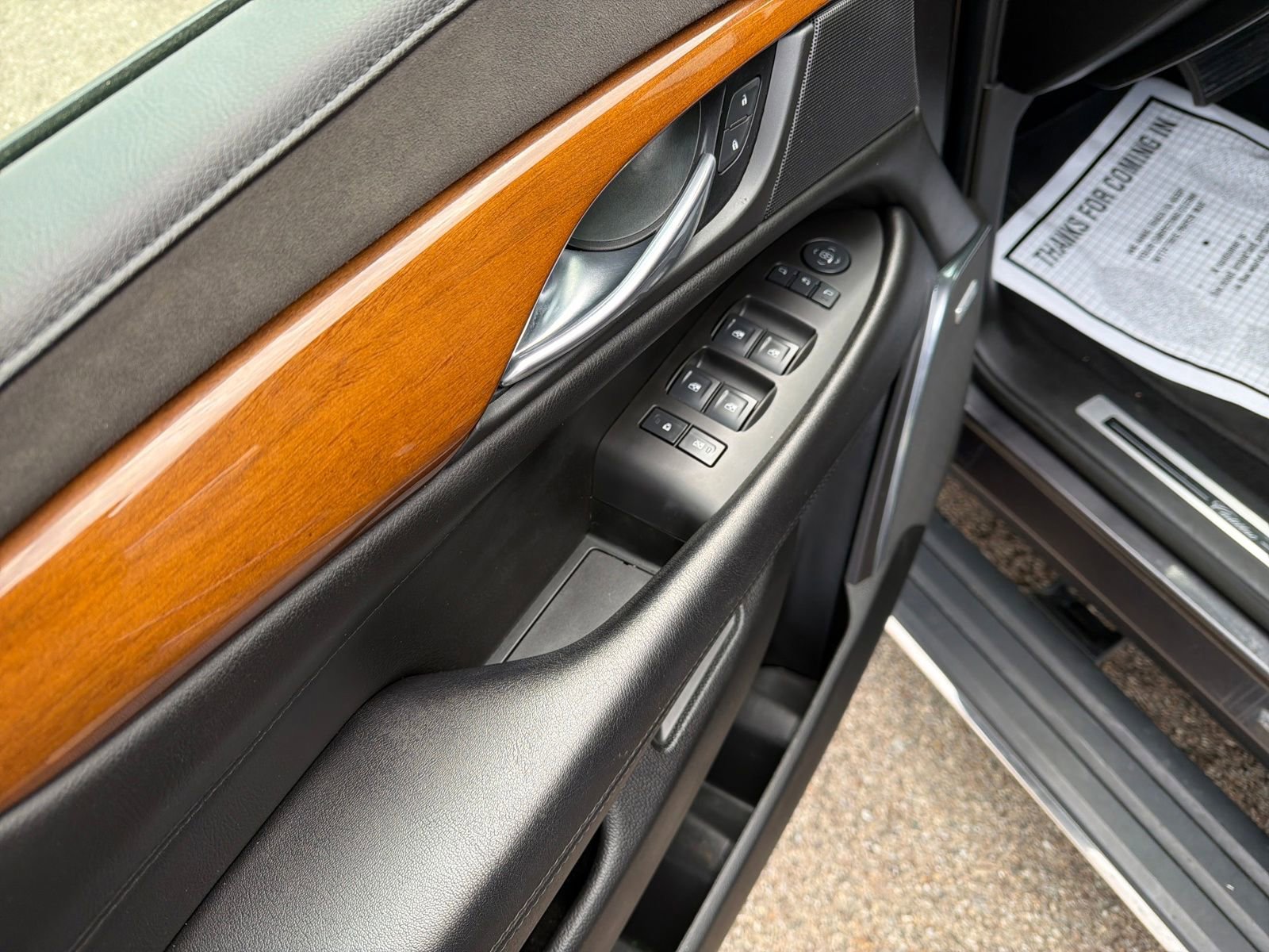 Used 2017 Cadillac Escalade Premium Luxury w/ LPO, Radiant Package image 13