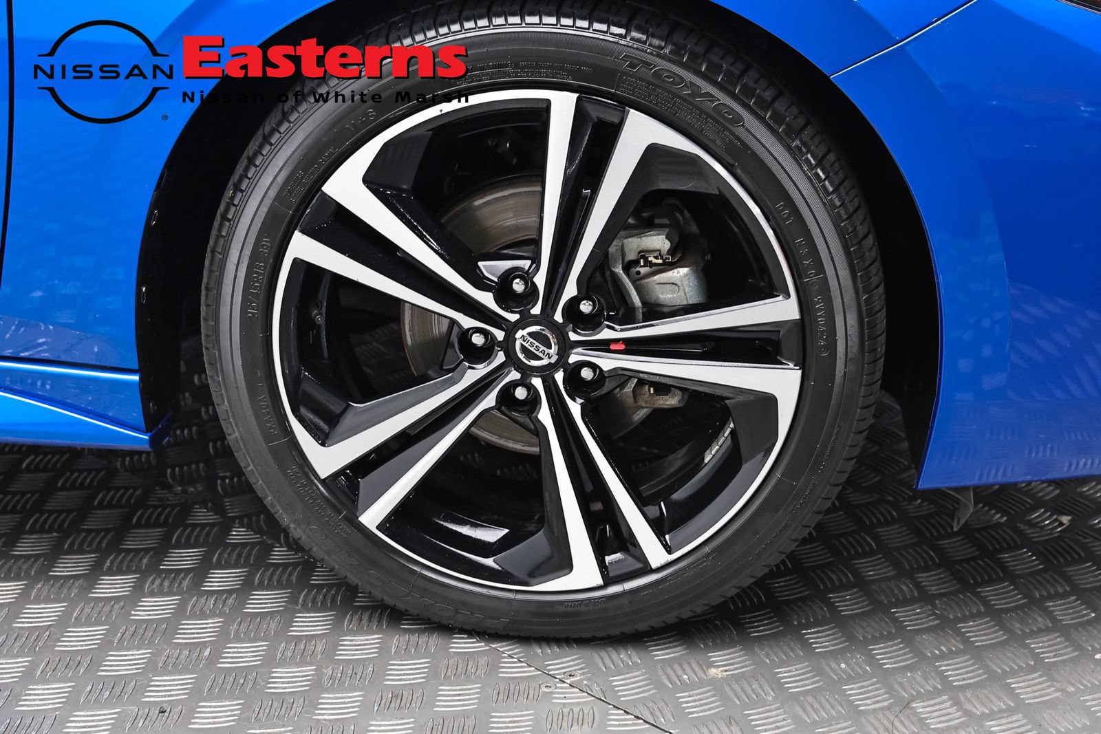 Used 2022 Nissan Sentra SR w/ SR Premium Package FWD image 30