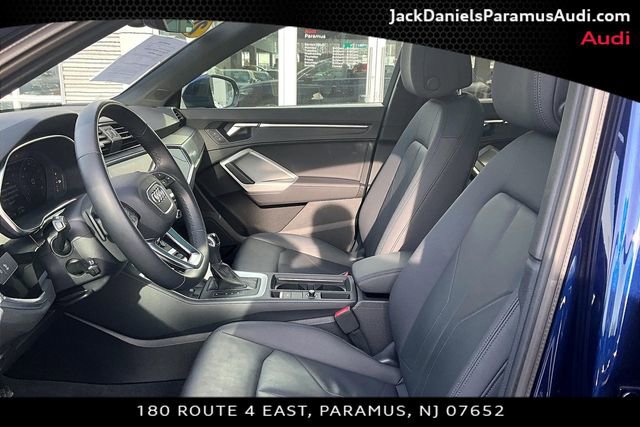 Used 2023 Audi Q3 2.0T Premium Plus w/ Premium Plus Package image 23