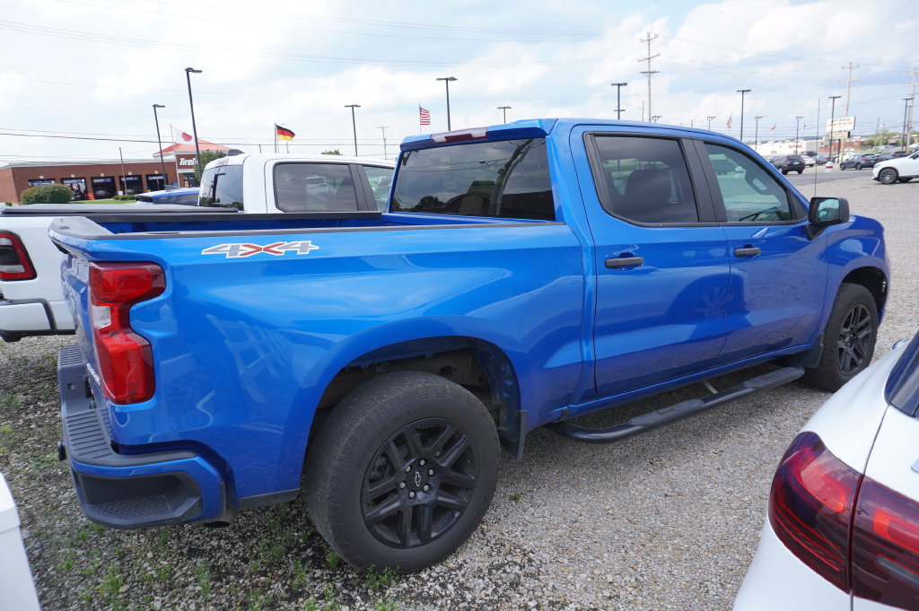 Used 2022 Chevrolet Silverado 1500 Custom AWD/4WD image 6
