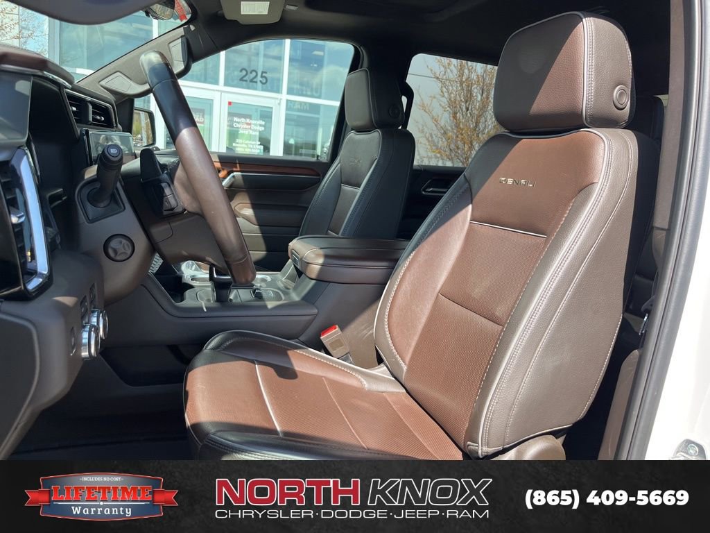 Used 2023 GMC Sierra 1500 Denali AWD/4WD image 4