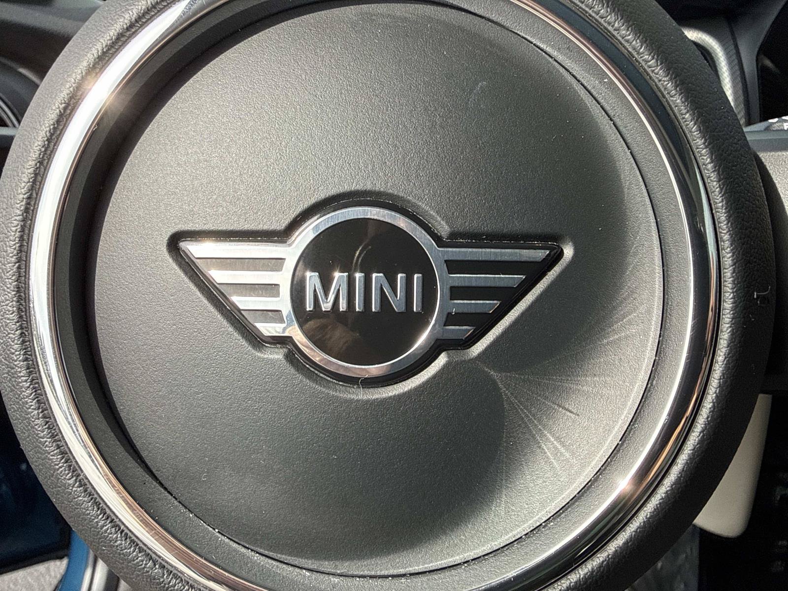 Used 2024 MINI Cooper SE FWD image 28
