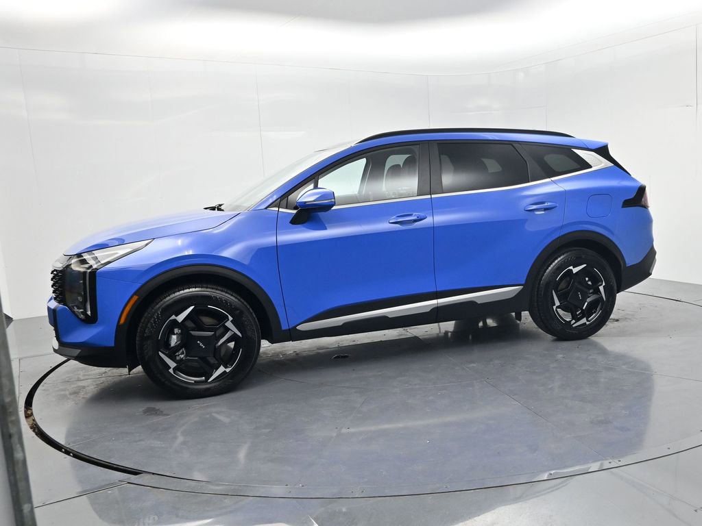 Certified 2026 Kia Sportage EX w/ EX Panorama Roof Package image 4