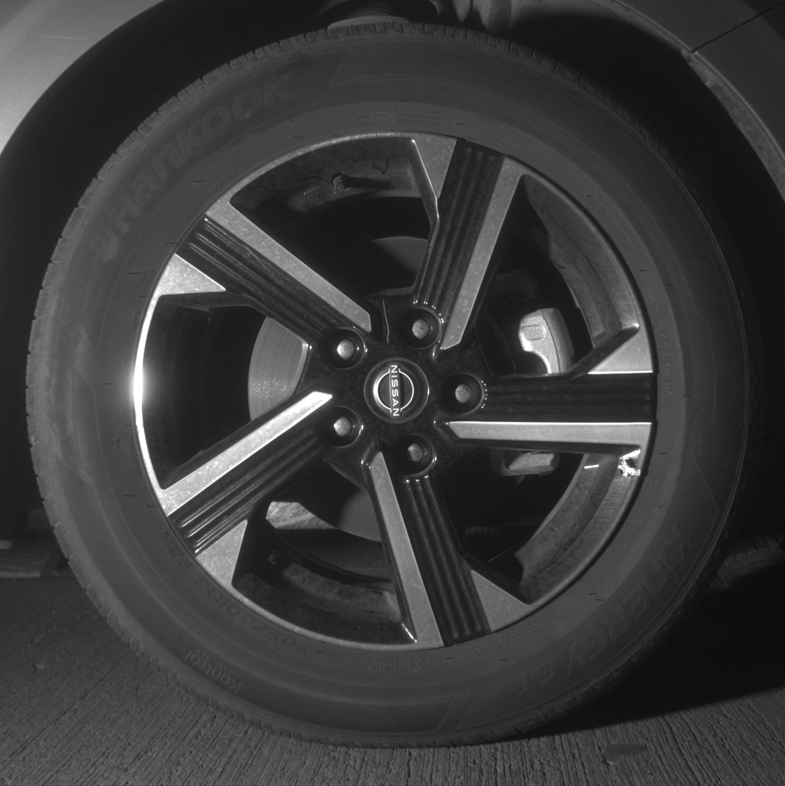 Used 2025 Nissan Sentra SV FWD image 13