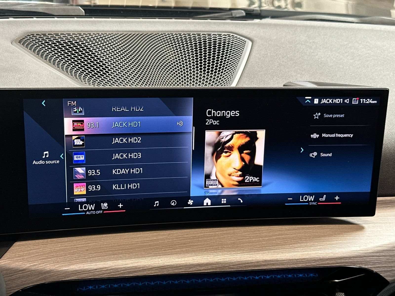 Used 2025 BMW i4 xDrive40i w/ Parking Assistance Package AWD/4WD image 23
