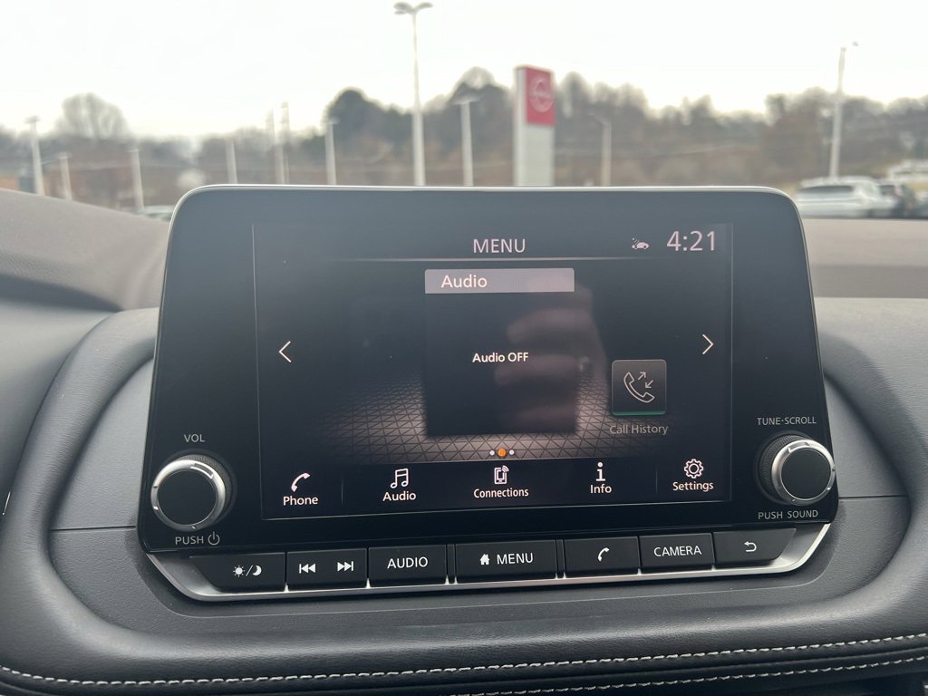 Used 2023 Nissan Rogue SV image 21