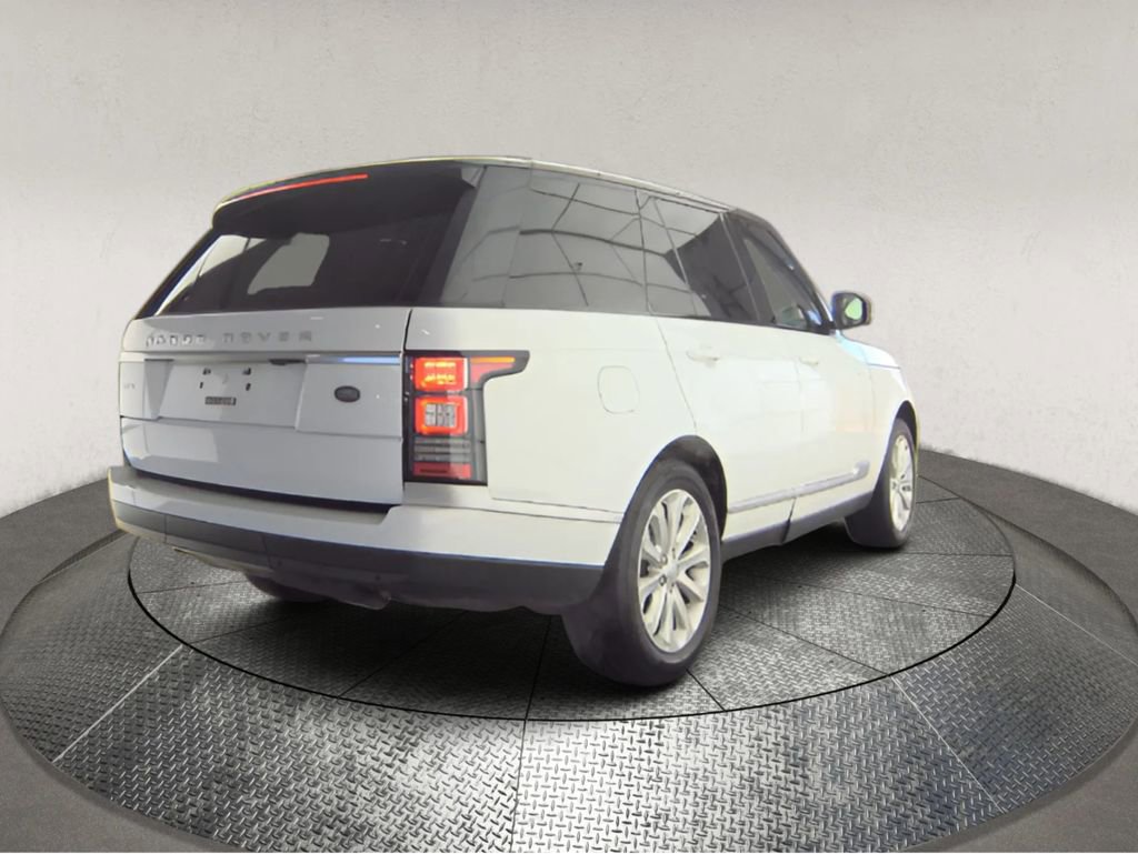 Used 2016 Land Rover Range Rover HSE image 2