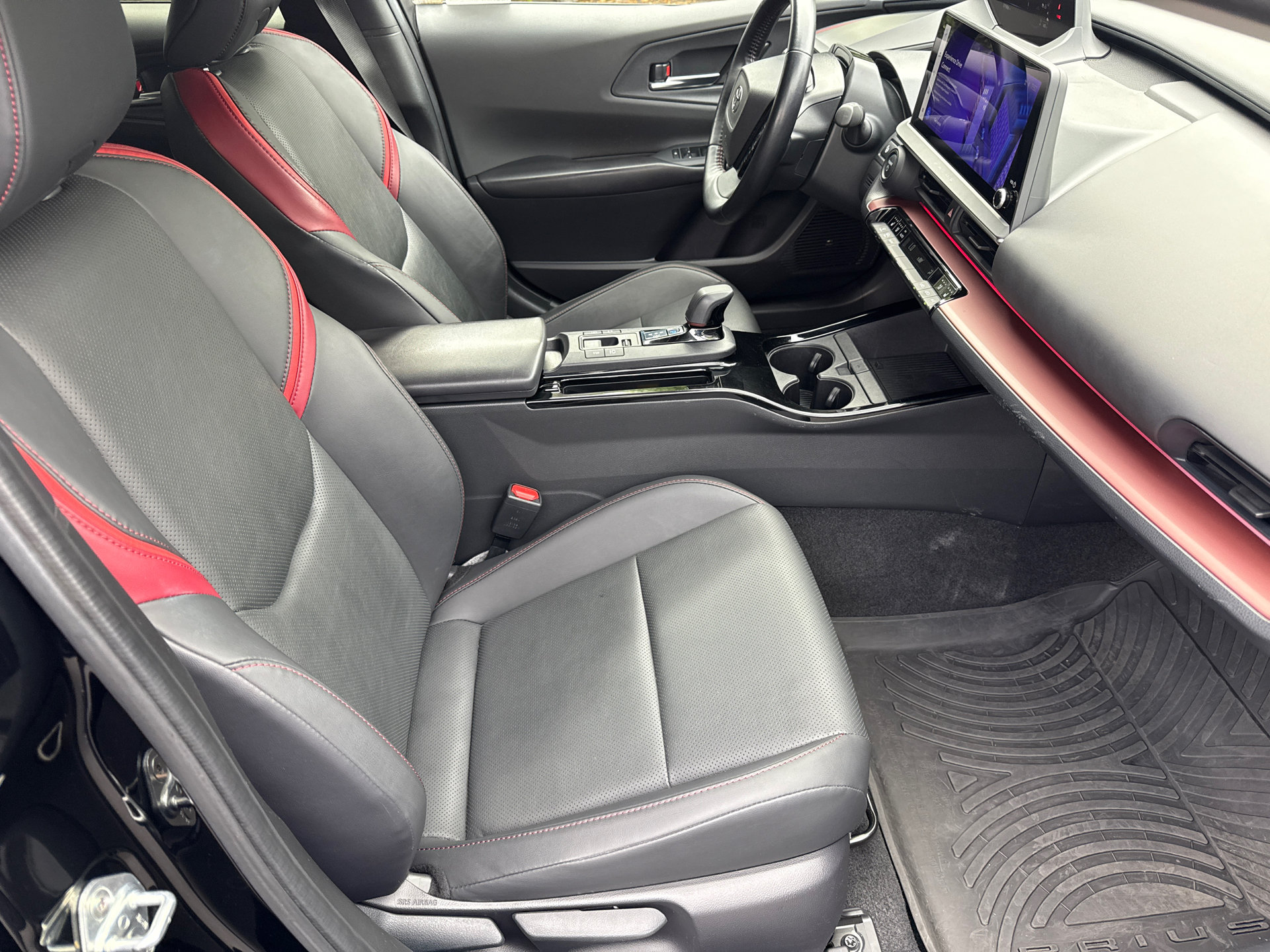 Certified 2024 Toyota Prius Prime Premium w/ Advanced Technology Package FWD image 14
