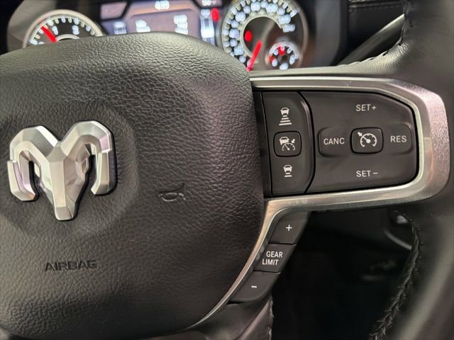 Used 2024 RAM 2500 Laramie w/ Safety Group AWD/4WD image 17