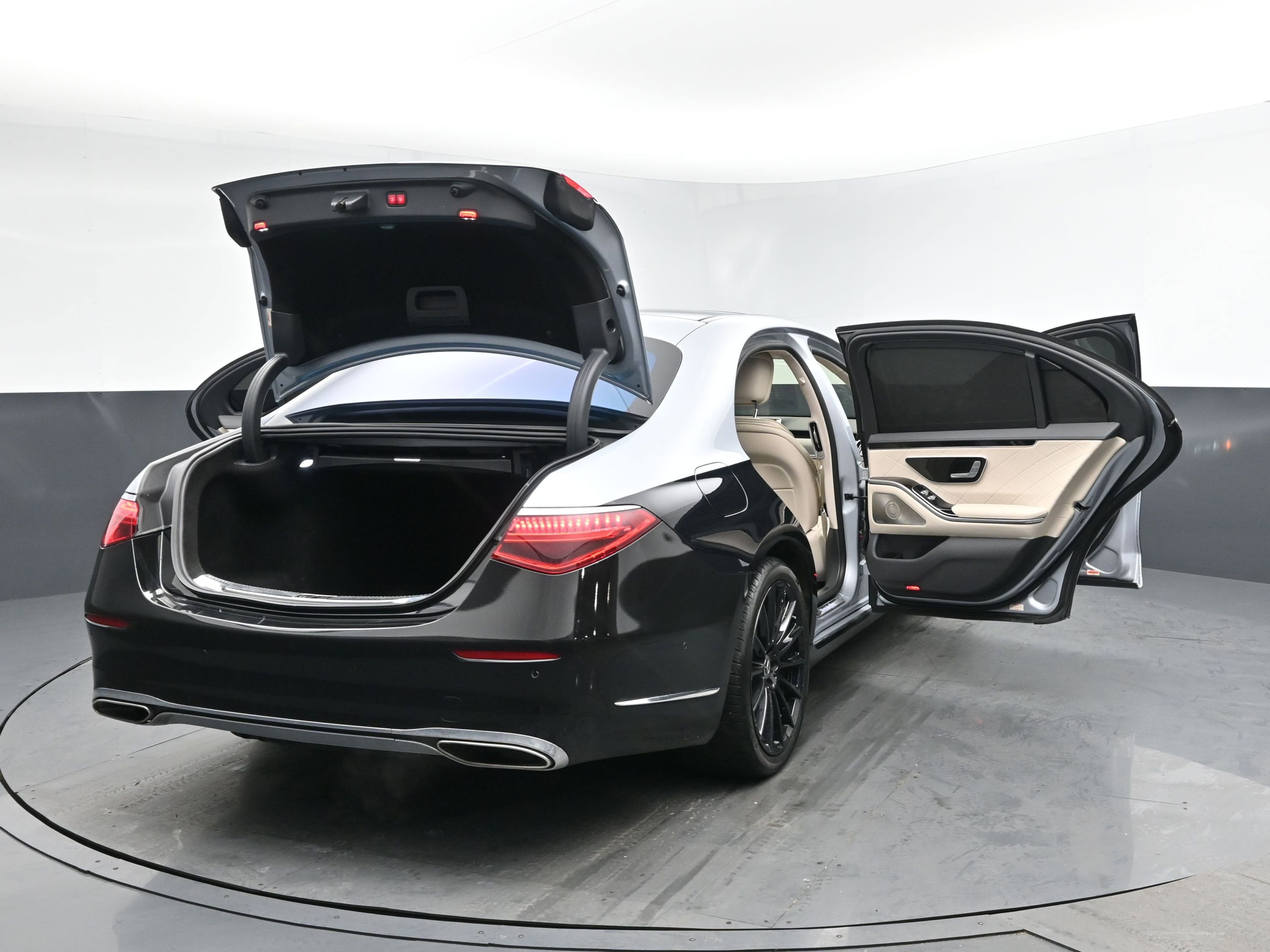 Used 2021 Mercedes-Benz S 580 4MATIC Sedan image 25