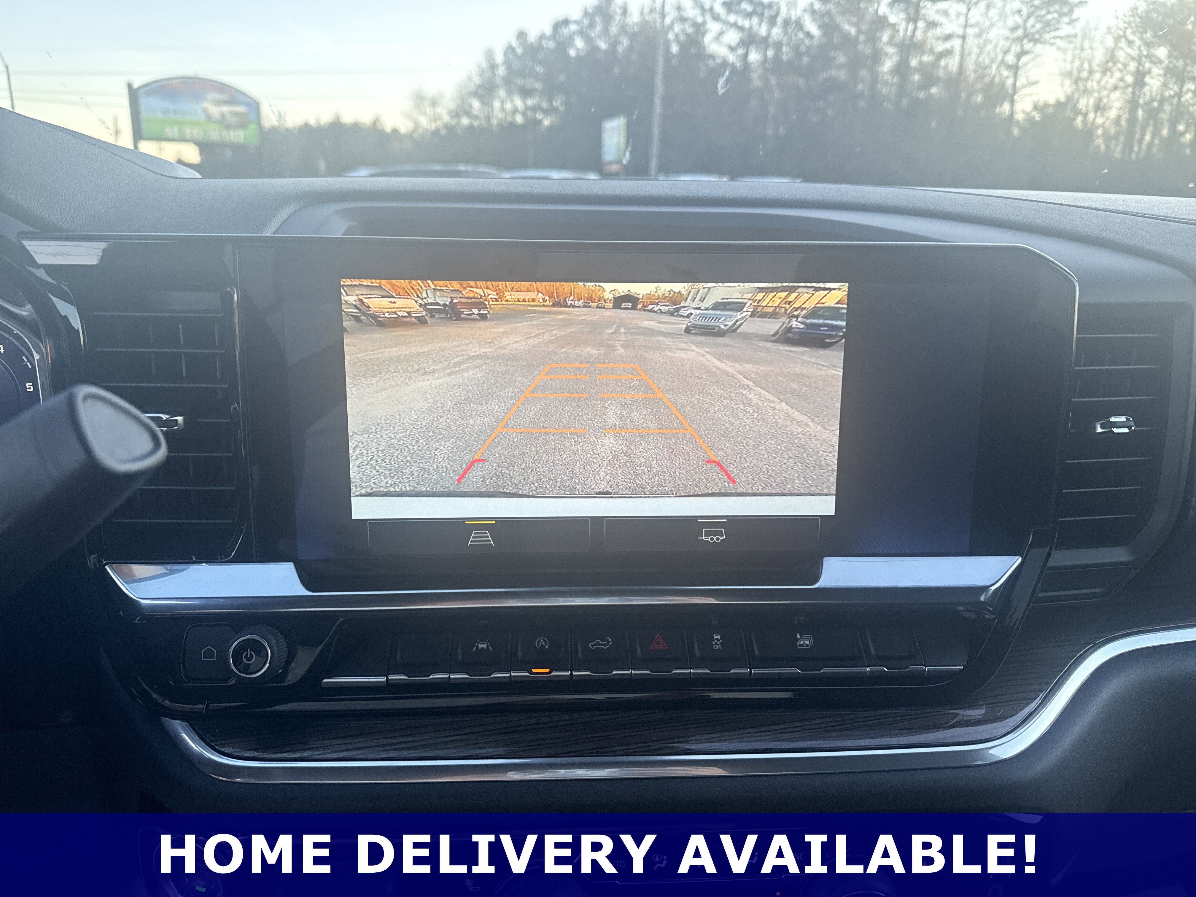 Used 2025 Chevrolet Silverado 1500 LT AWD/4WD image 14