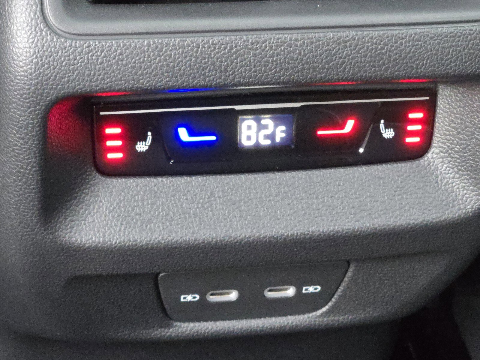 New 2026 Volkswagen Tiguan SEL R-Line image 10