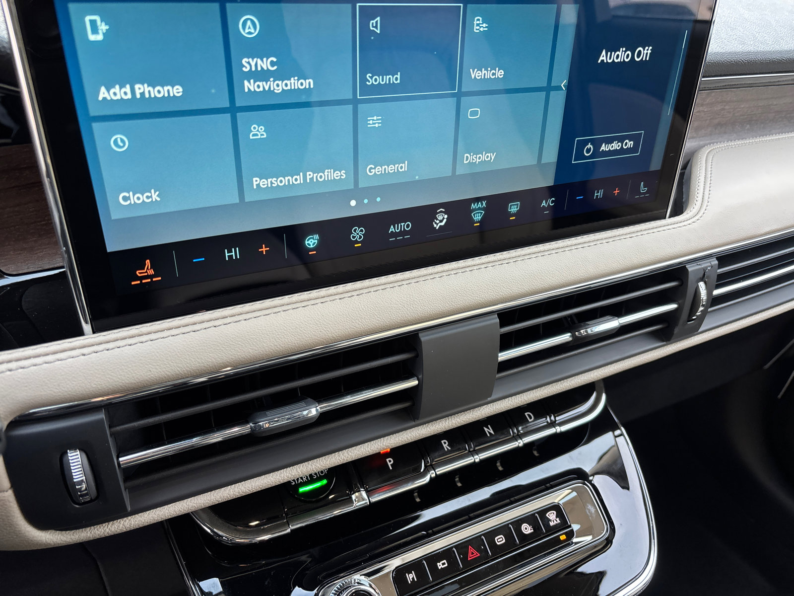 New 2026 Lincoln Corsair Grand Touring image 20