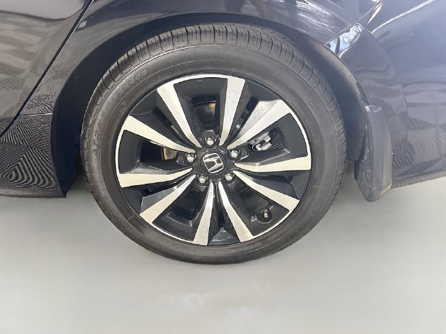 Used 2024 Honda Civic EX-L image 36