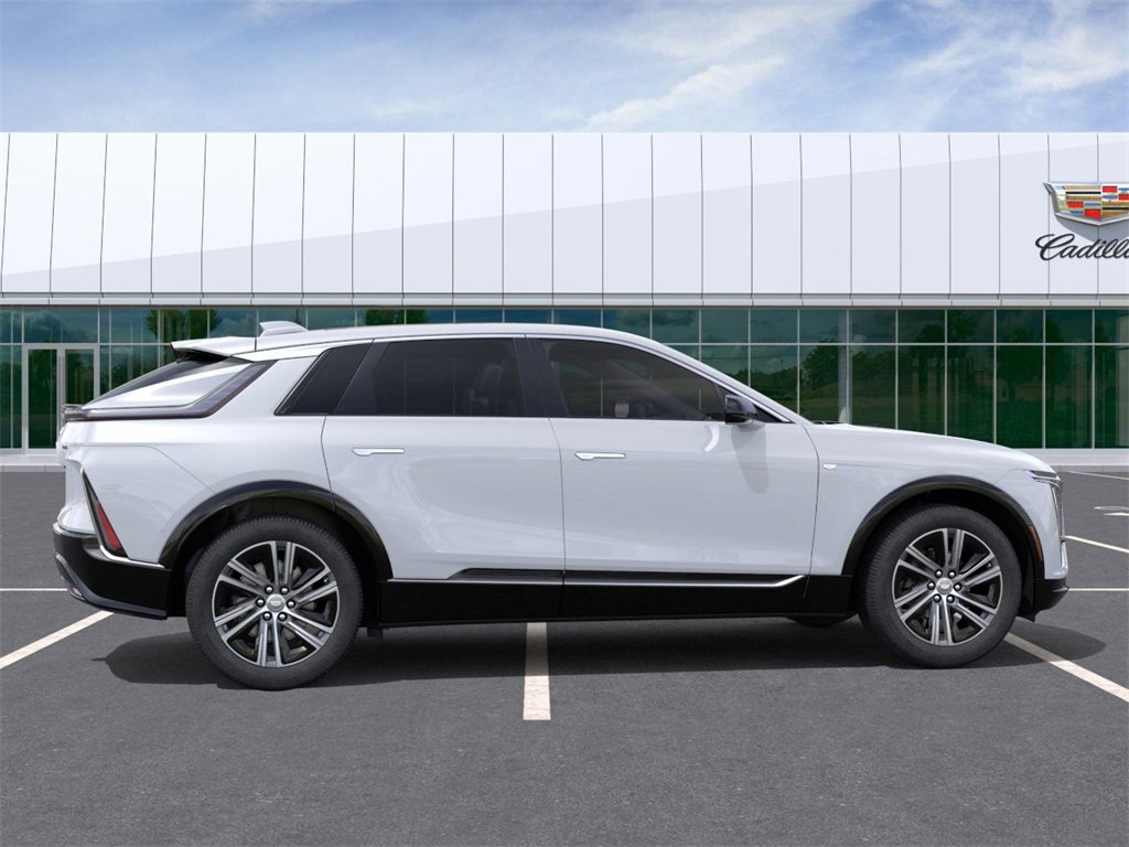 New 2026 Cadillac Lyriq Premium Luxury image 5