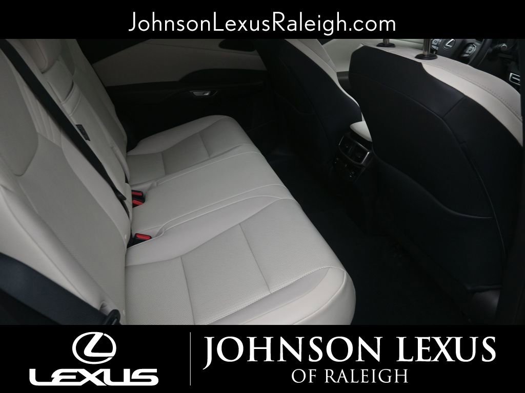 Used 2024 Lexus RX 350 FWD w/ Technology Package image 11