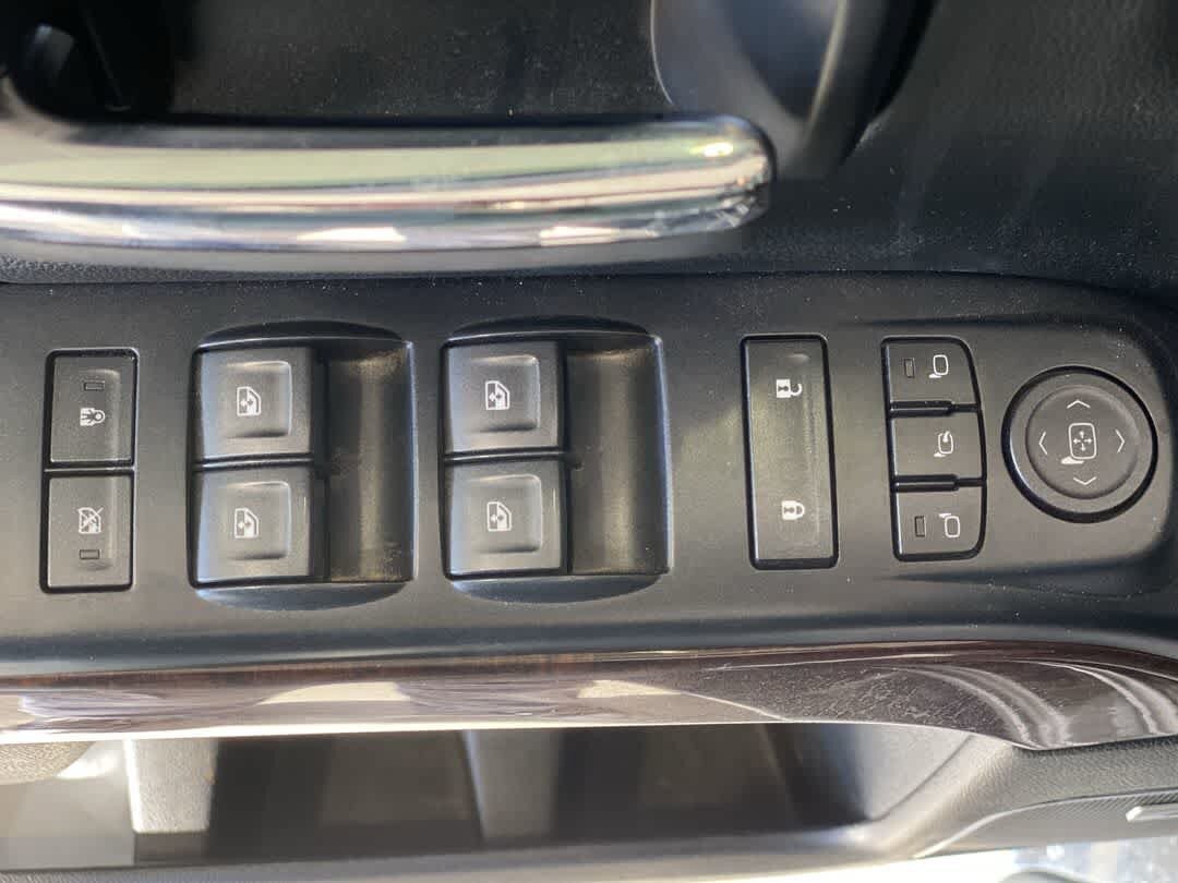 Used 2018 GMC Sierra 1500 SLT w/ SLT Premium Package AWD/4WD image 16