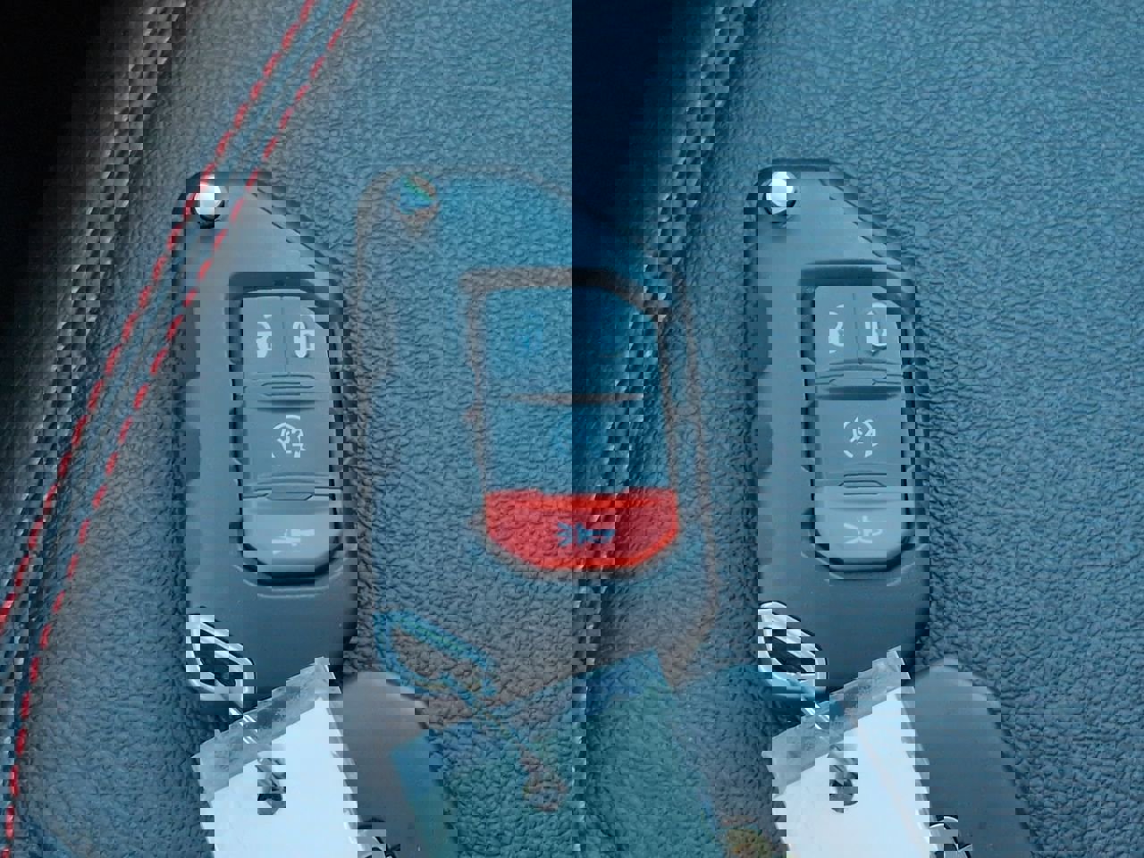 Certified 2025 Jeep Wrangler Sport S image 25