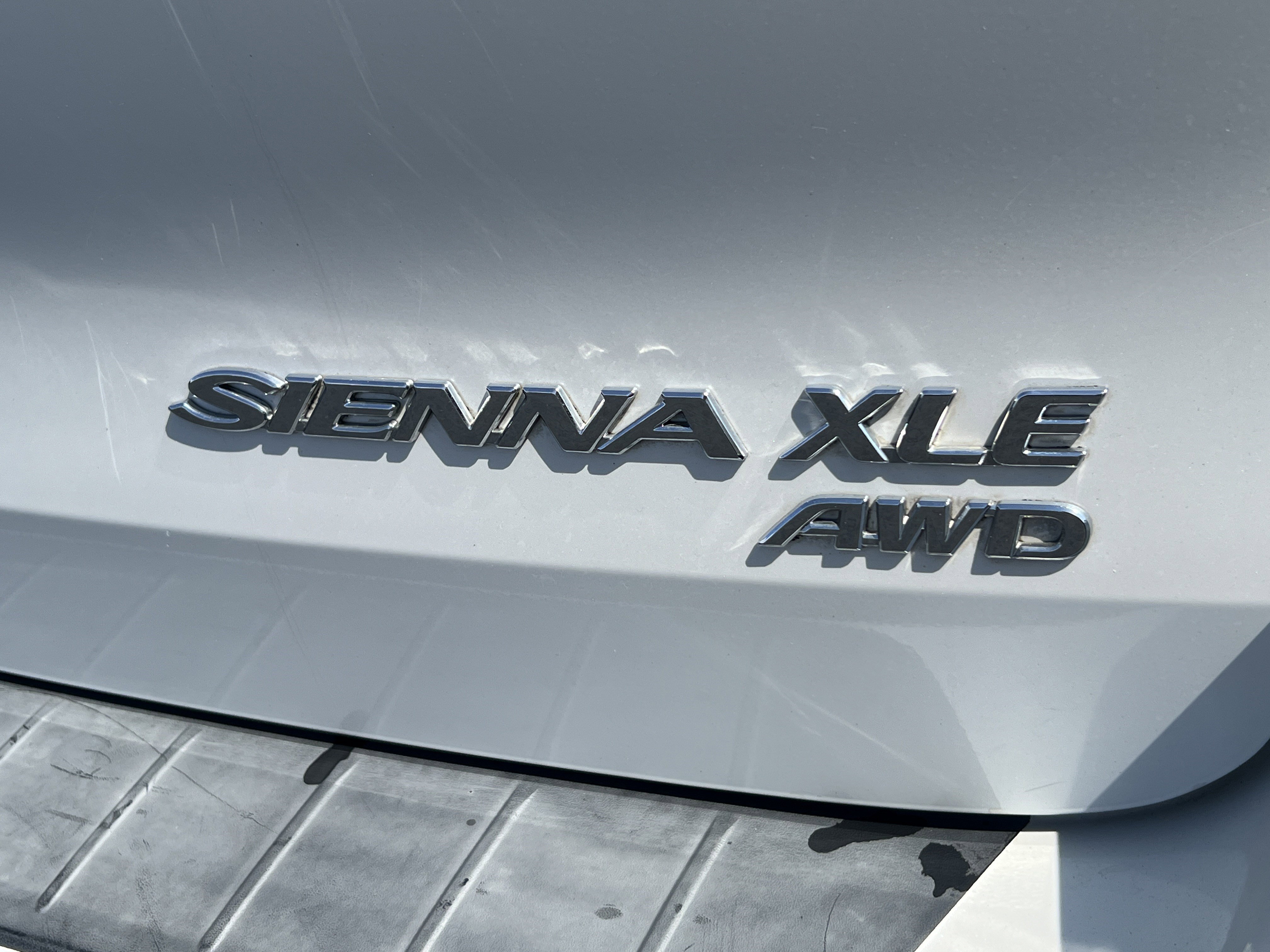 Used 2005 Toyota Sienna XLE AWD/4WD image 10