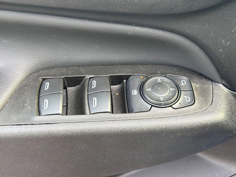 Certified 2024 Chevrolet Equinox LT w/ LPO, Floor Liner Package FWD image 16