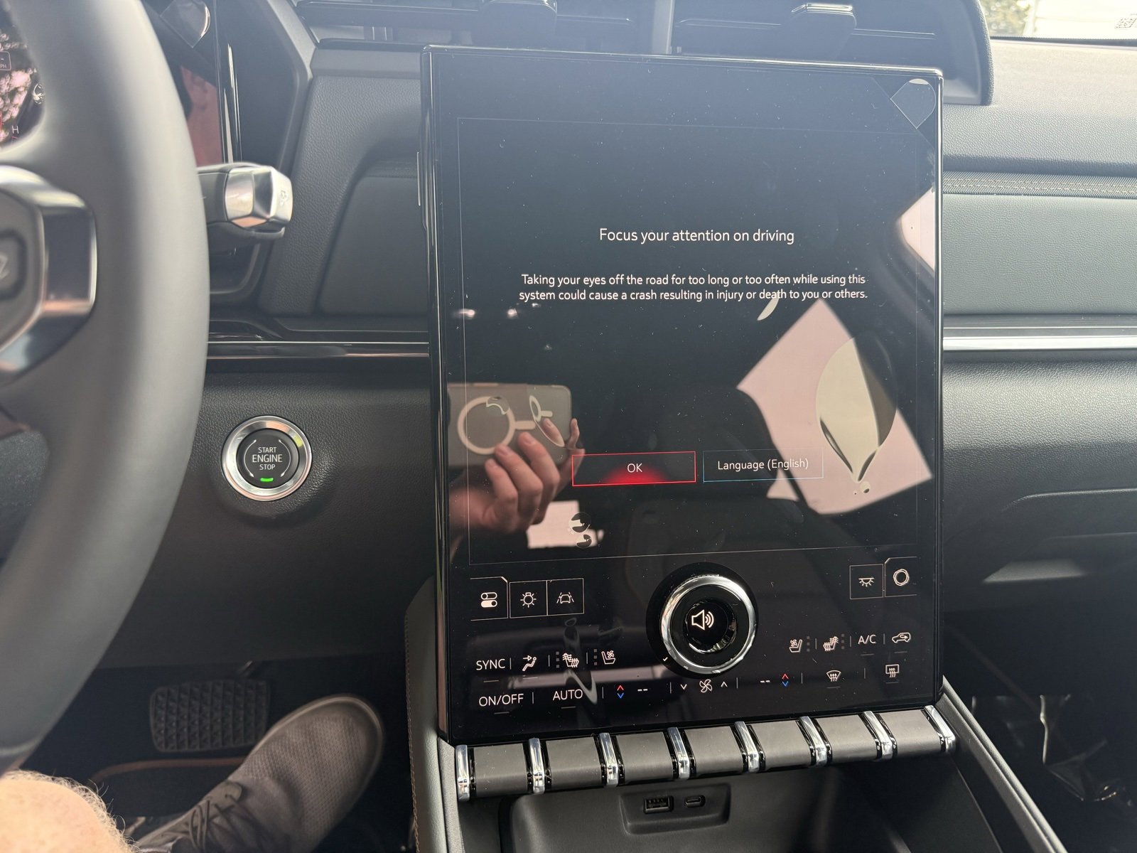 New 2026 GMC Terrain AT4 w/ Convenience Package III image 18