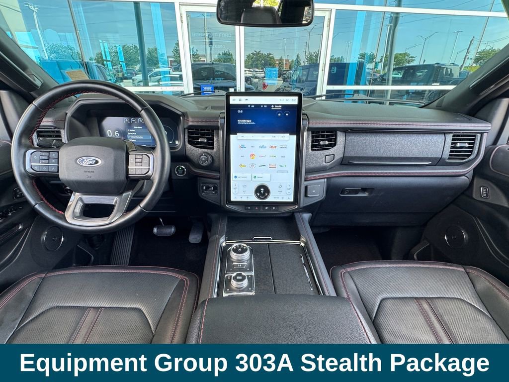 Used 2023 Ford Expedition Limited AWD/4WD image 6