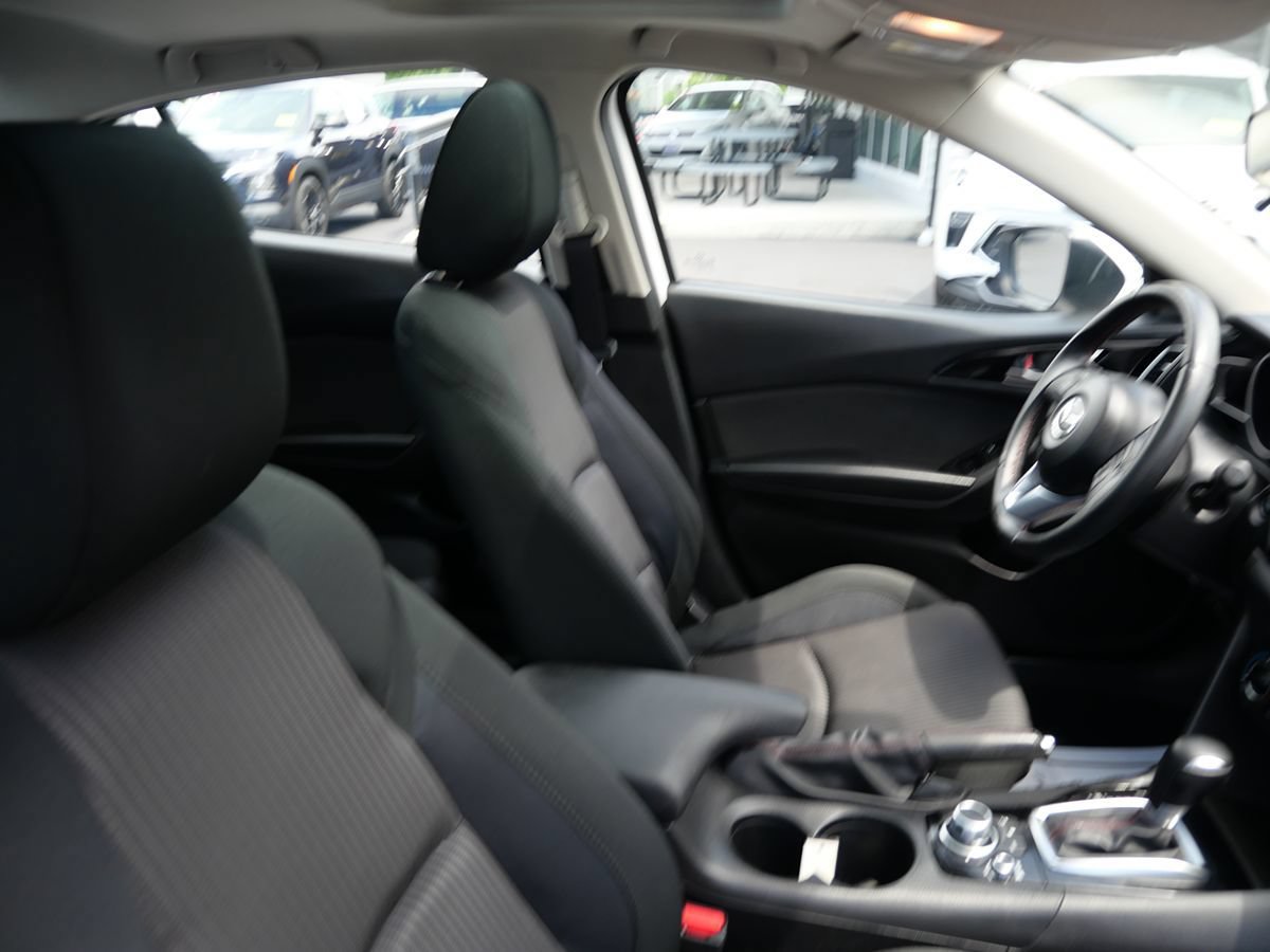 Used 2016 MAZDA MAZDA3 i Touring FWD image 26