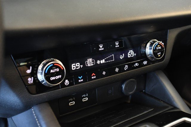 Used 2025 Mitsubishi Outlander GT AWD/4WD image 35