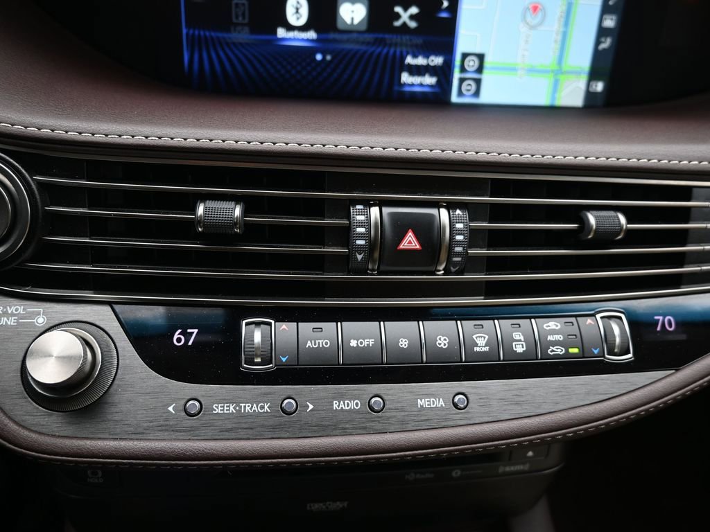 Used 2018 Lexus LS 500 w/ Interior Upgrade Package image 37