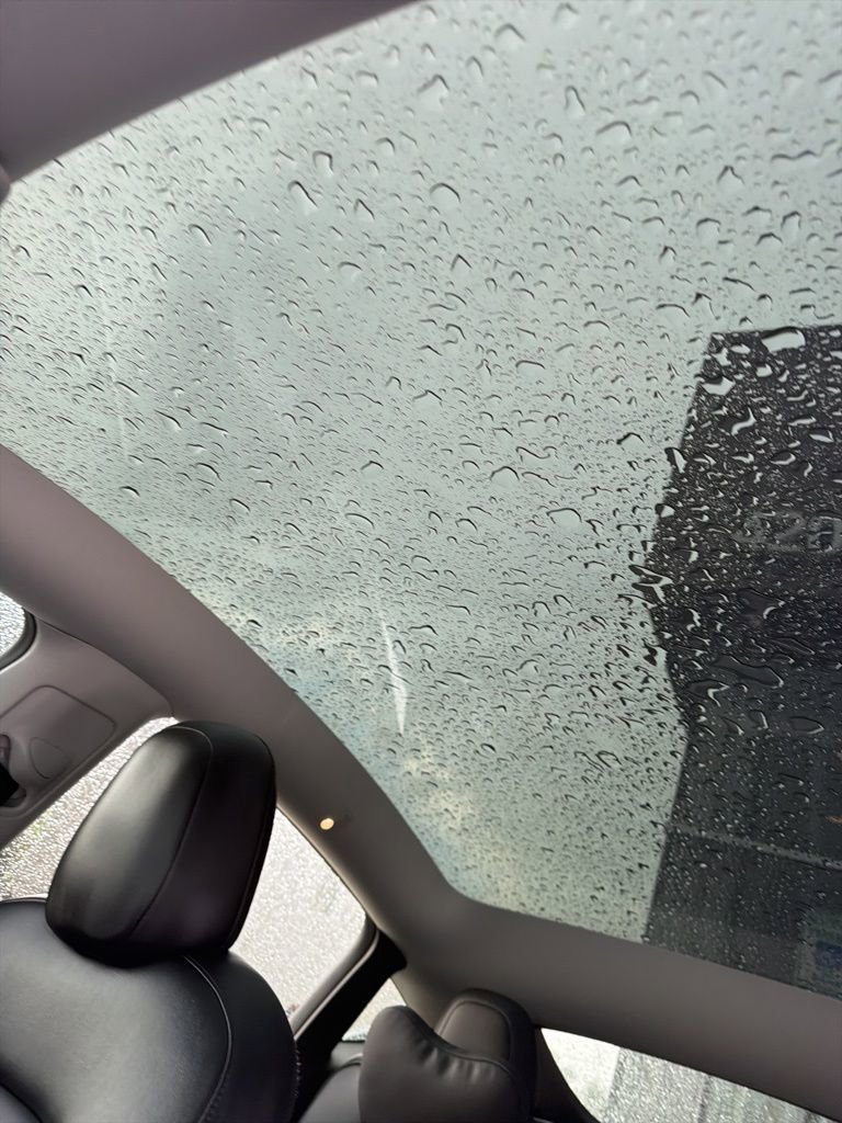 Used 2022 Tesla Model Y Long Range image 44